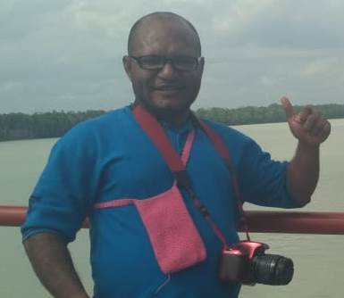 FOTO PENULIS