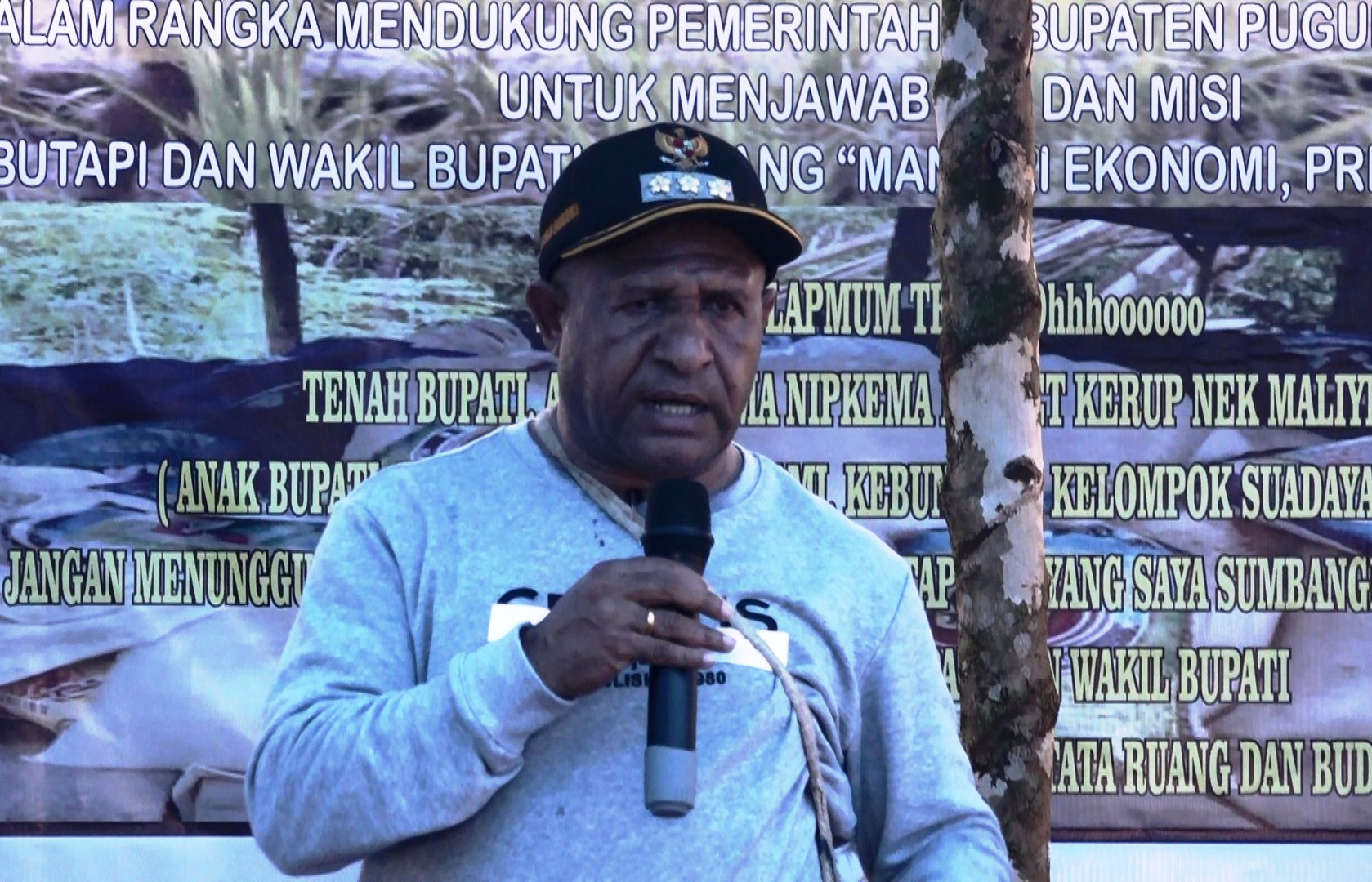 bupati iwur